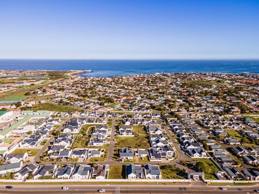 3 Bedroom Property for Sale in Sandbaai Western Cape